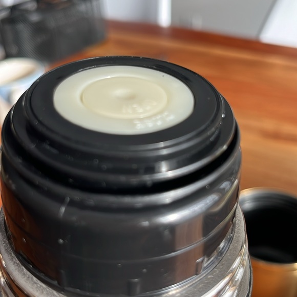 Duck Commander Thermal Shotshell 12 GA Thermo Bottle - Picture 6 of 9